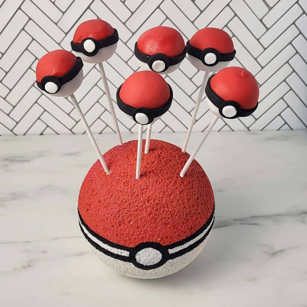 Cake Pops Pokeball