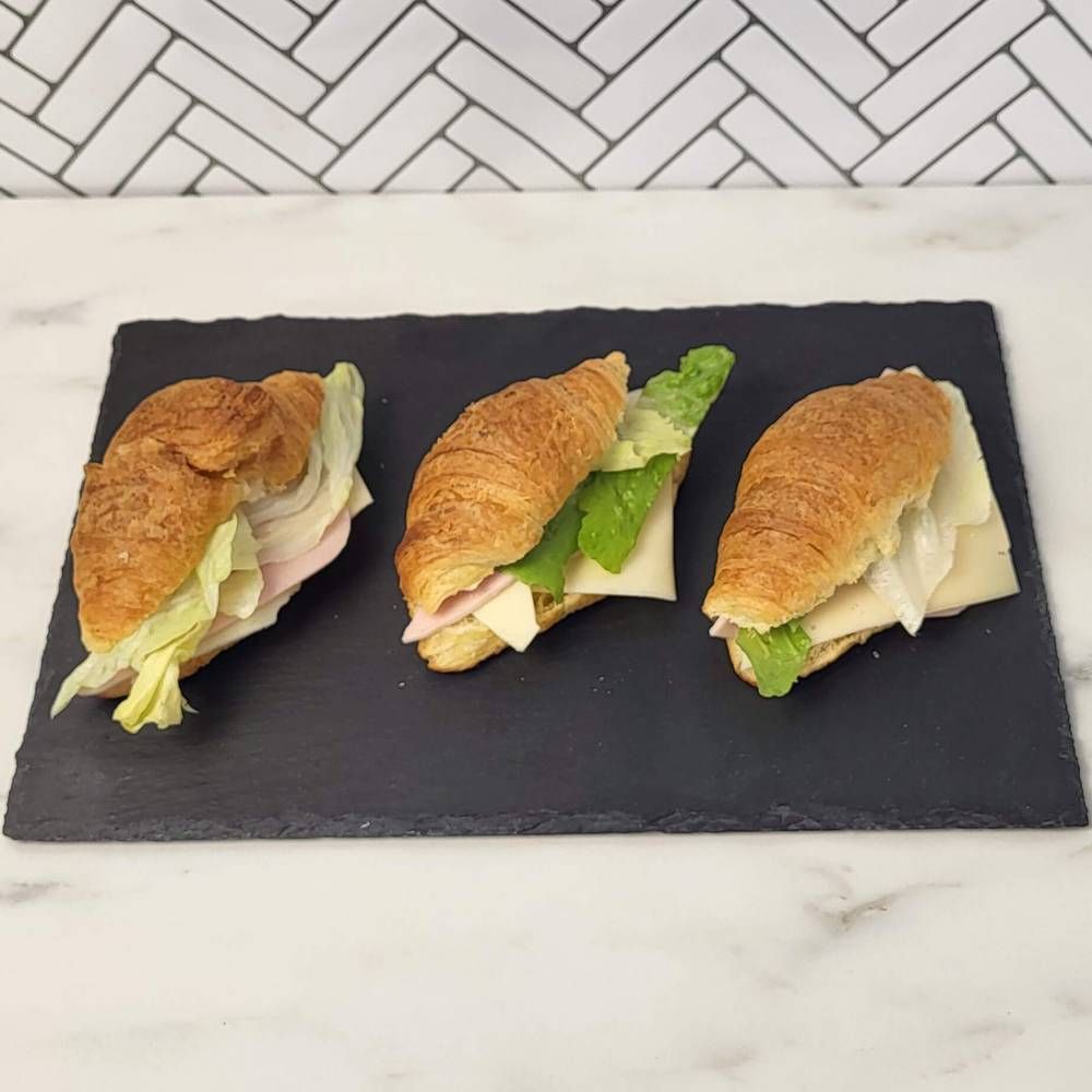 Κρουασανάκι με αλλαντικά