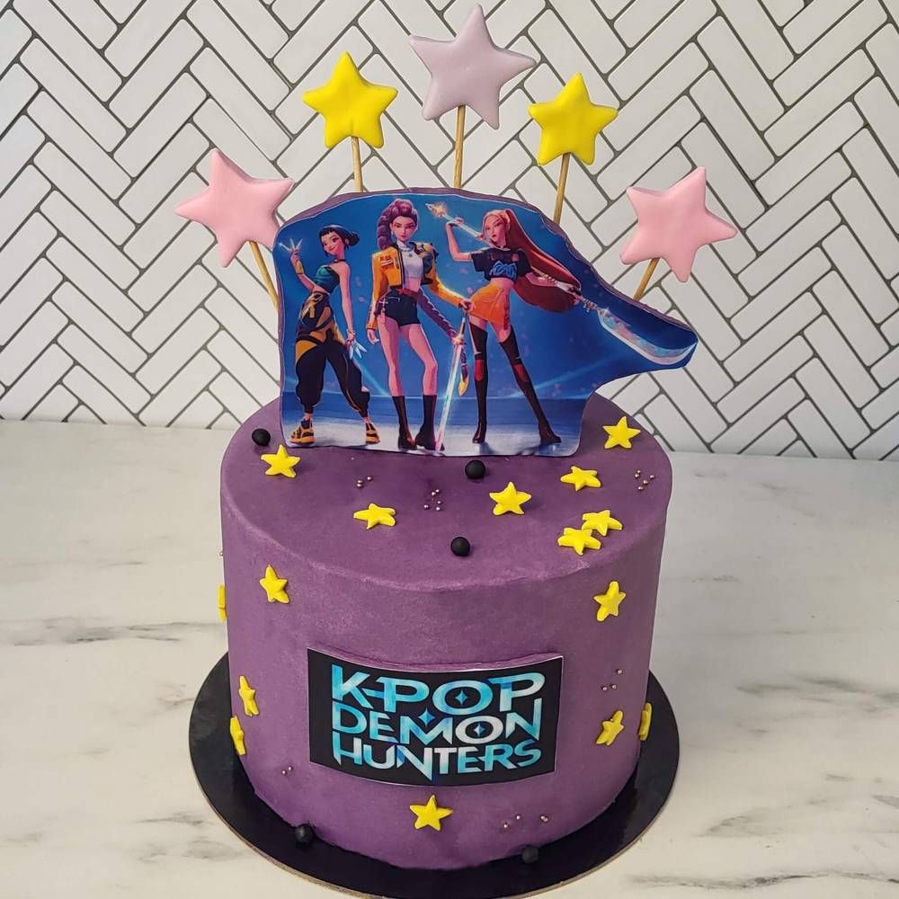 Τούρτα K-Pop Demon Hunters Αστέρια