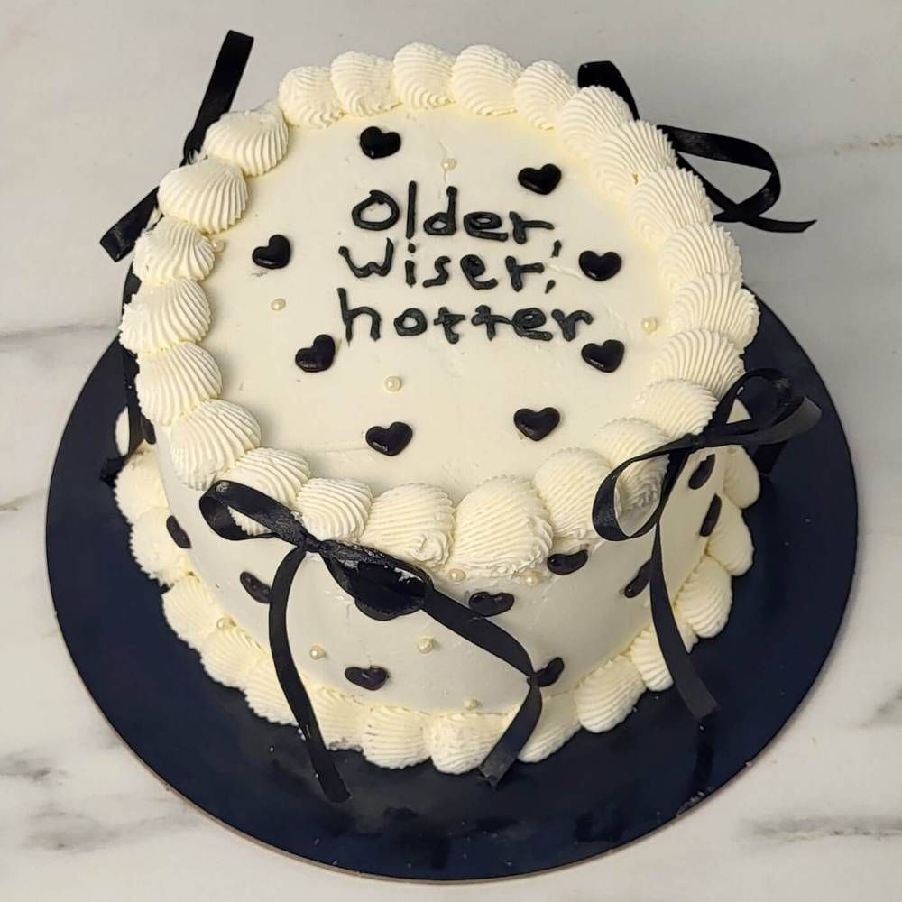 Τούρτα Older Wiser Hotter